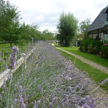 D'hotes Au Fil De L'eau Bed & Breakfast